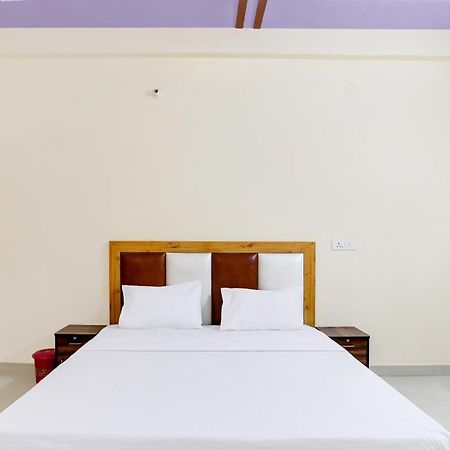 Hotel O Blu Moon Ghaziabad Exterior foto