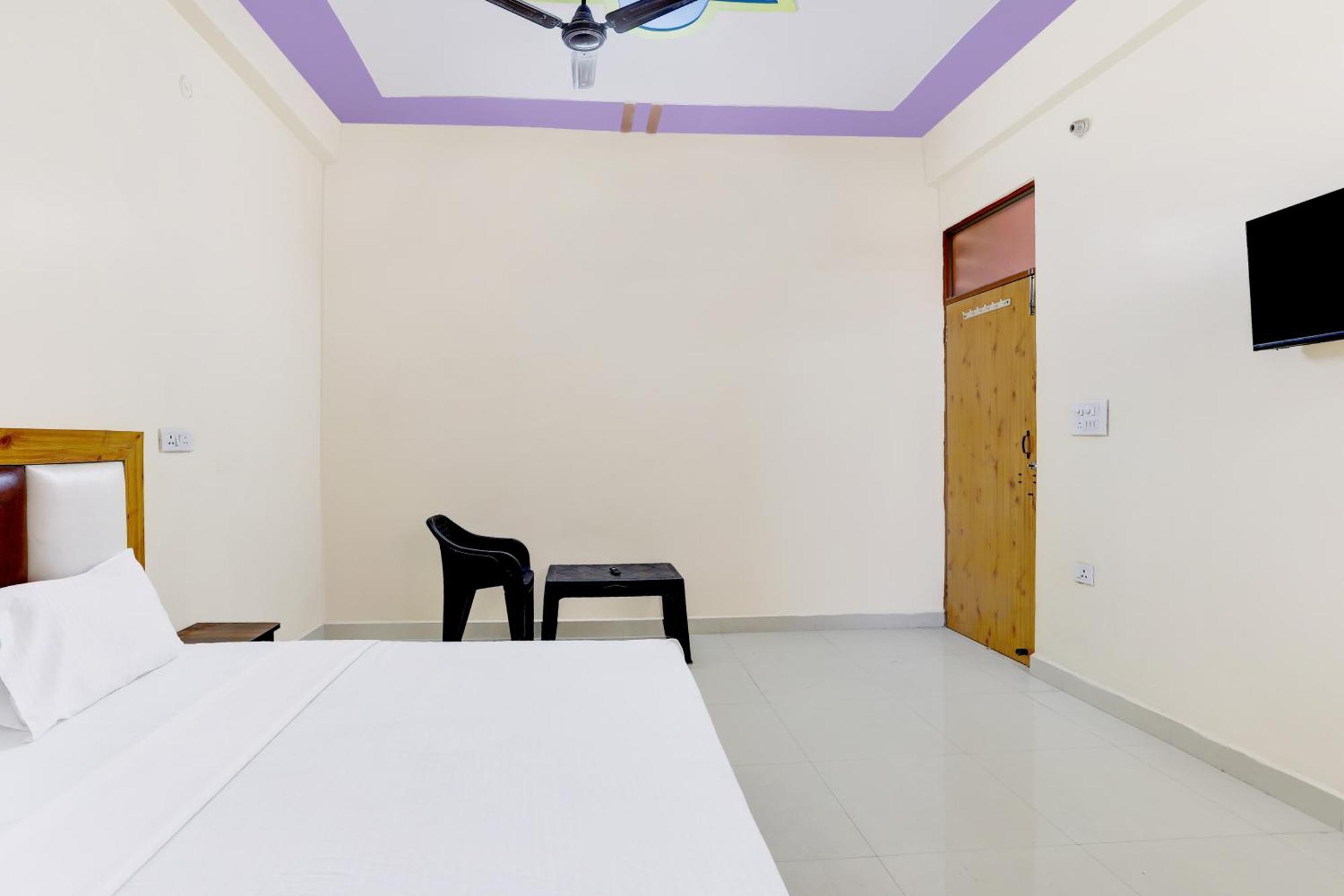 Hotel O Blu Moon Ghaziabad Exterior foto