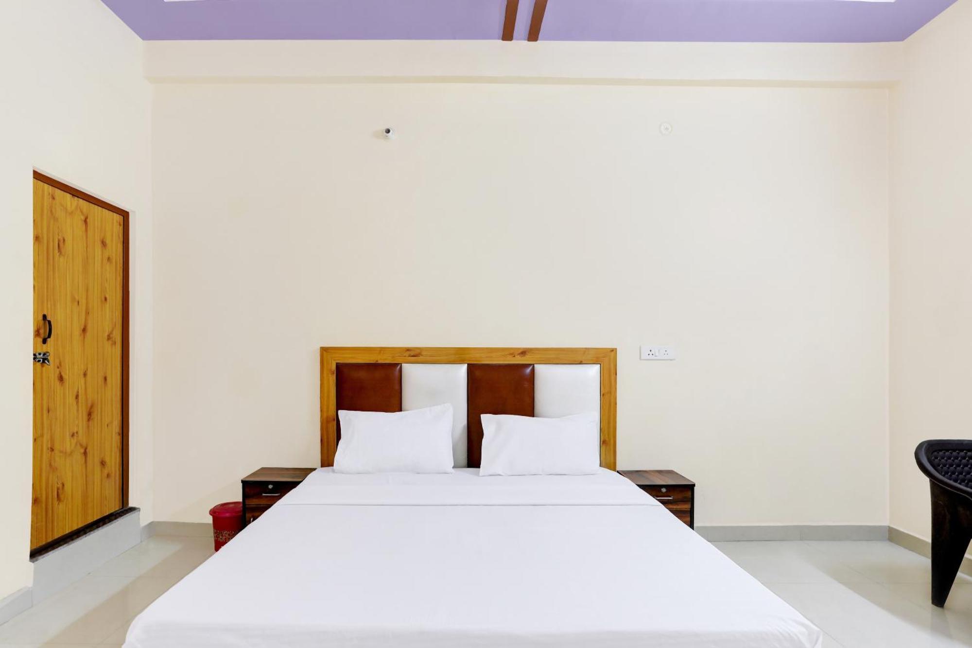 Hotel O Blu Moon Ghaziabad Exterior foto